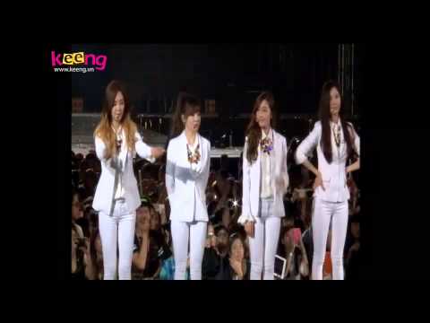 20.Wait A Minute (Live) - SNSD - HEC Korea Festival in Vietnam 2014 - HCM city