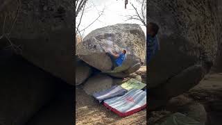 Video thumbnail de Problem 47 (Dolmens), 7c+ (sit). Targasonne