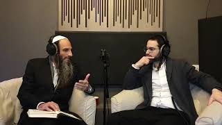 מלווה מלכא עם שי גז והרב מאור קריו ויחי תשפג (הרב מאור קריו) - התמונה מוצגת ישירות מתוך אתר האינטרנט יוטיוב. זכויות היוצרים בתמונה שייכות ליוצרה. קישור קרדיט למקור התוכן נמצא בתוך דף הסרטון