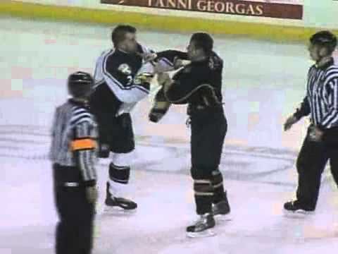 Alex Penner vs Kevin Harvey