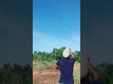 බබා වගේ උඩ එන සුපිරි මොනරා සරුංගලේ | This Giant Peacock Kite Soared Into the Sky Like Magic! 🪁🦚