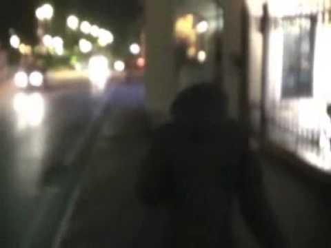 Proponeva sesso alle modelle, rincorso fotografo