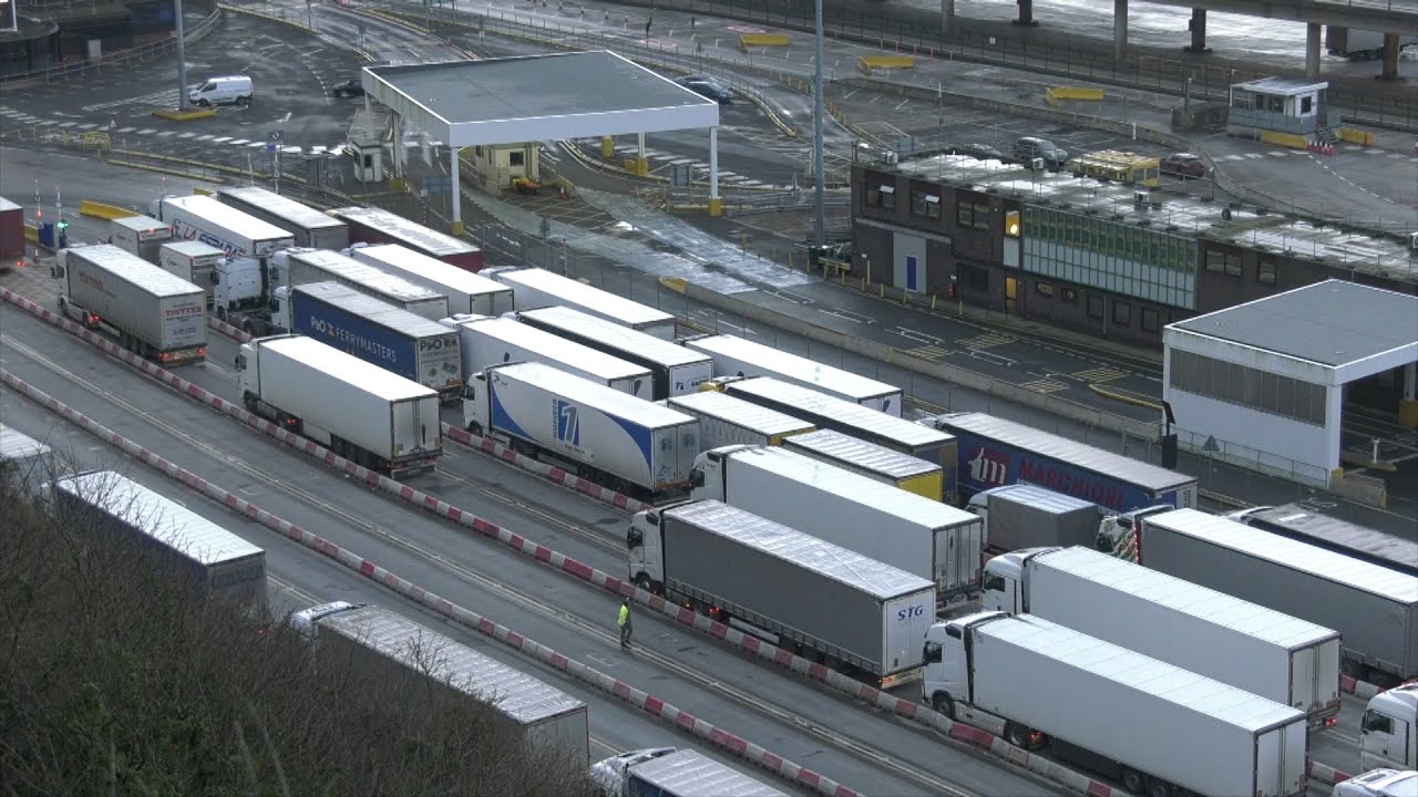 Supermarkets begin food airlift as lorry drivers spend Christmas Day in