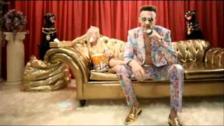 Die Antwoord - Rich Bitch (Official Music Video)