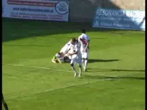 MERLO 2 MORON 2 GOLES 24-09-2013