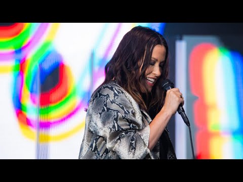 Alanis Morissette Live World Tour 2023 - You Learn / Hand In My Pocket