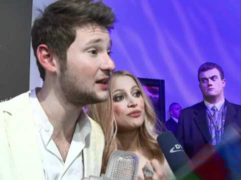 Azerbaijan's Ell and Nikki celebrate Eurovision win