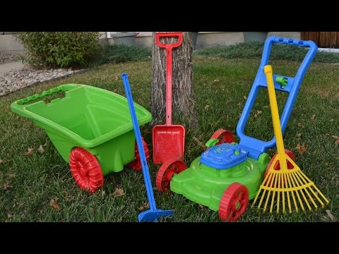 Kid's 5 Piece Gardener Set Plastic Lawn Mower Wheelbarrow Rake Hoe Shovel