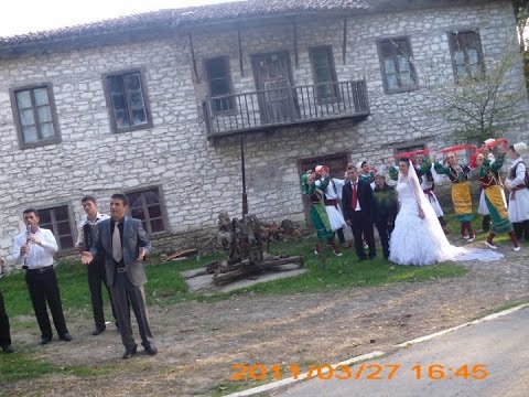 Nertila Vreto & Kreshnik Resuli - Lere lere goce plakun (  official  audio  )