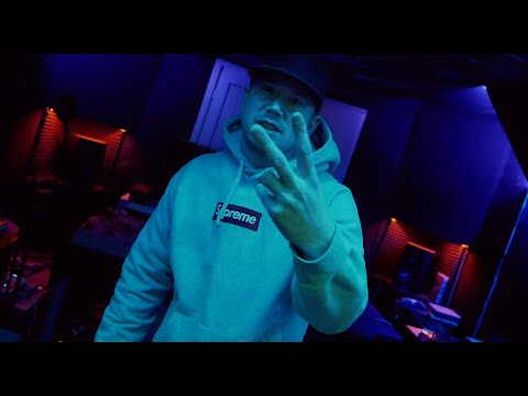 Kimi Hendrix - 64 Bars Of Revenge 2 (Iced Down Medallions Freestyle)