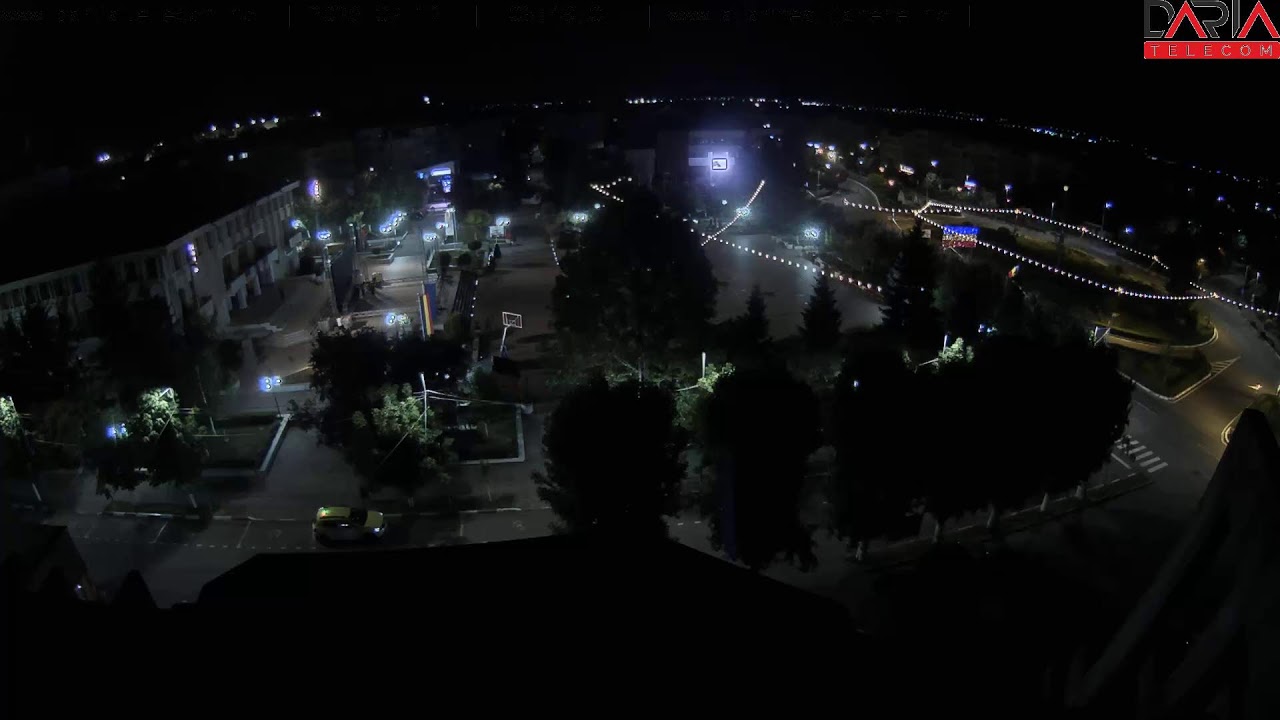 Live webcam view of Plaza Central de Mioveni