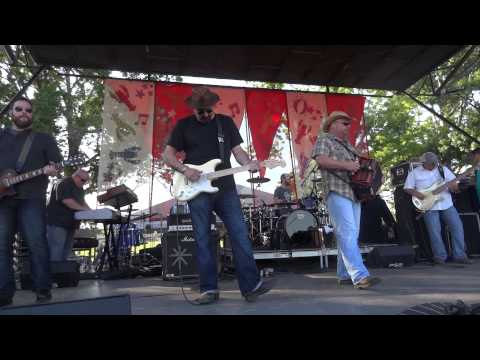 JAMIE BERGERON & the kickin' cajuns - 