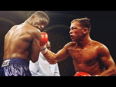 Arturo Gatti vs Ivan Robinson I - Highlights (UPSET & FIGHT of the Year)