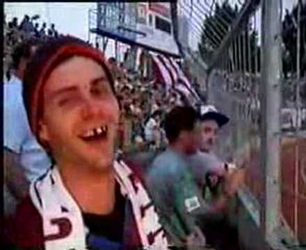 Les Gros Cons - Le supporter