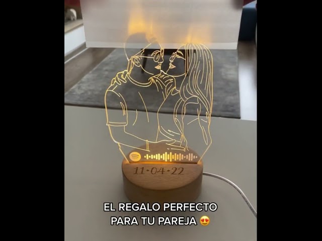 Vídeo relacionado con Panorama Lámpara Personalizada - Corazón e Infinito - 22x15 cm - Iluminación LED Nocturna ideal para la Mesita Noche - Regalos Originales para Hombre, Mujer, Parejas en San Valentín o Aniversario.