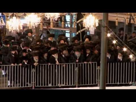 Tens of thousands take part in wedding of Belz Rebbe's grandson