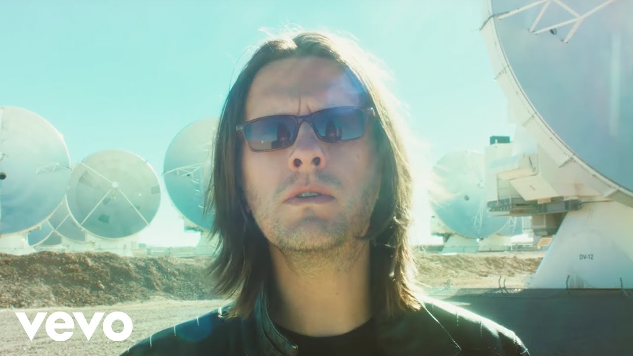Steven Wilson - Nowhere Now - YouTube