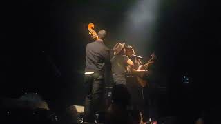 The Avett Brothers - Pretty Girl From Annapolis (Doc Watson &quot;Crawdad Hole&quot; Interlude)