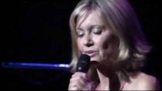 Olivia Newton-John/ Chloe Lattanzi~OVER THE RAINBOW-2003