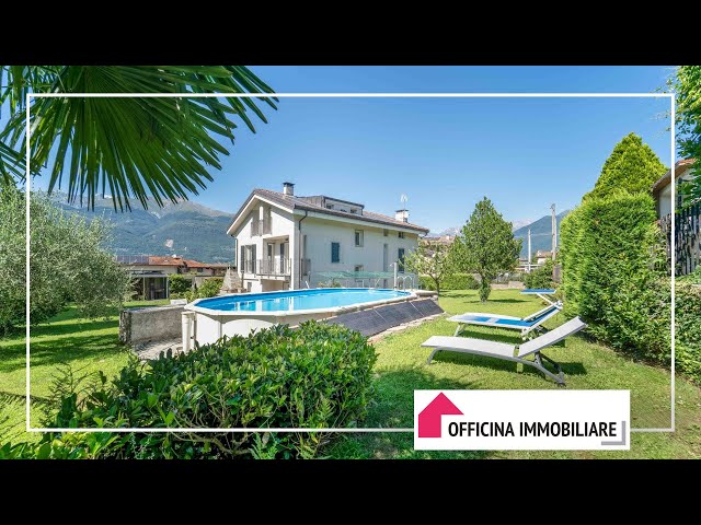A COLICO, SPLENDIDA VILLA CON GIARDINO