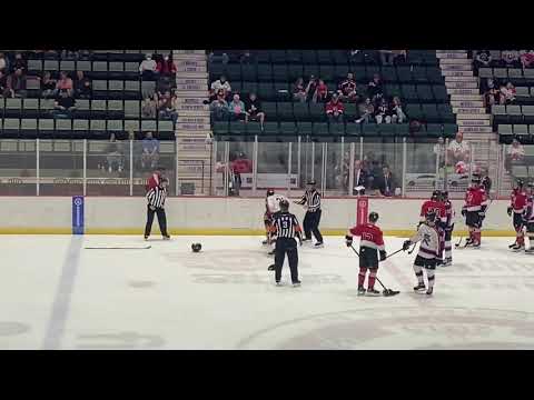 Frank DiChara Vs Robby Payne 10-15-2021 Adirondack Thunder #echl #hockeyfights