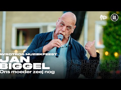 Jan Biggel - Ons moeder zeej nog (LIVE) • Muziekfeest op het Plein 2024 // Sterren NL