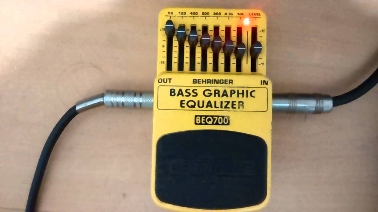 Behringer Bass Graphic Equalizer BEQ700 басовый эквалайзер купить в Москве в интернетмагазине