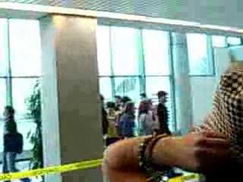 Fanime 2008 con "waiting in line"