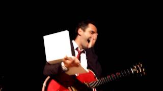 Jorge Drexler en Vigo relatando Uruguay-Alemania por el mundial