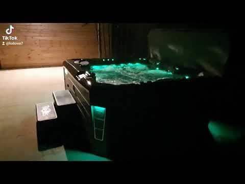 jacuzzi - noclegi kotwica - Rewa