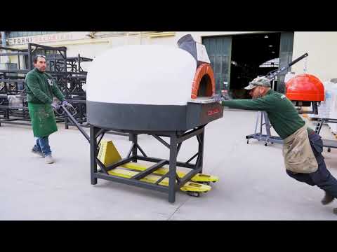 Video thumbnail for Trento Valoriani Igloo 100 Gas and Wood Fired Pizza Oven, Black Mosaic – 85,300 BTU