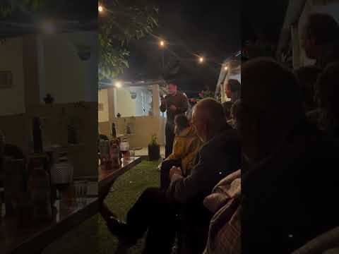 Autor Ícaro Viana lê Poesia em Simão Pereira-MG