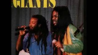 Dennis Brown - Come On My Little Queen
