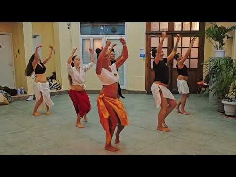 1er Workshop aparima sur Paris avec l’Association HOTU RAU ORI  🎶Maruao- Teura Vahine