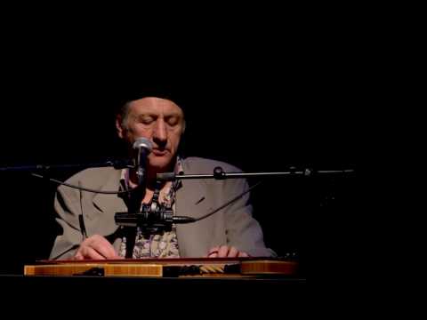 Georg Ringsgwandl: Woanders ... elsewhere ...