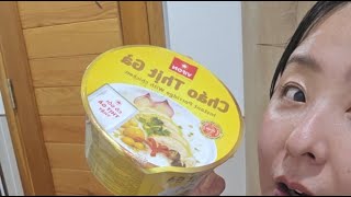 土曜の夜のご飯付き合ってー配信🍜