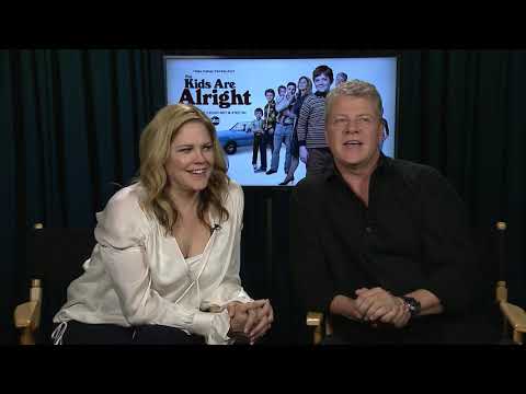 Mary McCormack, Michael Cudlitz go back to the 70s for 'The Kids are Alright'