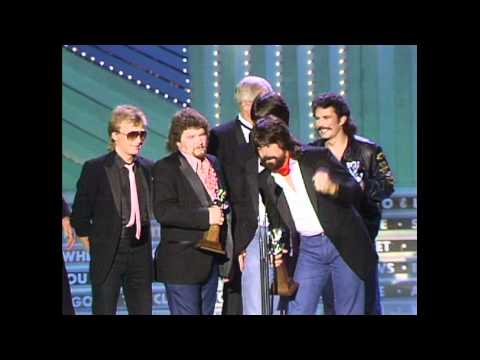 Alabama Wins Entertainer of the Year - ACM Awards 1984