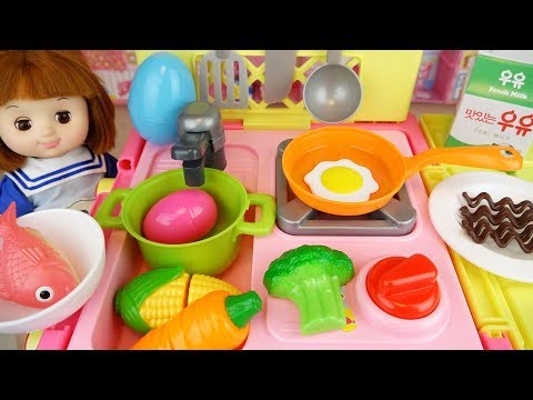 Kitchen cart and Baby Doll toys surprise eggs baby doli play