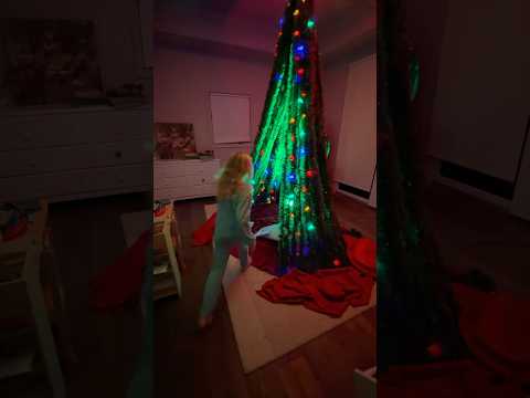 Easiest Christmas tree I ever put up (how I did it in the comments!) 🎄