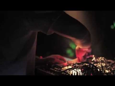 In Aeternam Vale - [Precept] La Machine du Moulin-Rouge