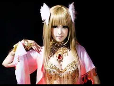 Hungarian Gypsy Orchestra-Violin.wmv