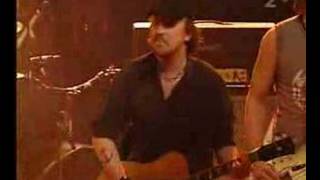 Lars Winnerbäck , Hugger i sten