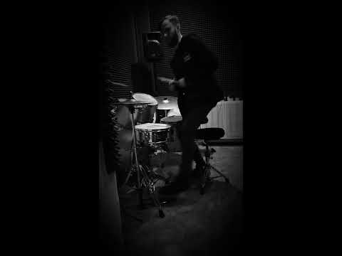 Просто барабаны 73.  / just drums./ the rhythm of hi-hat