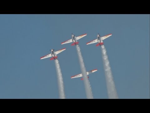 EAA AirVenture 2019 - Aeroshell Aerobatic Team