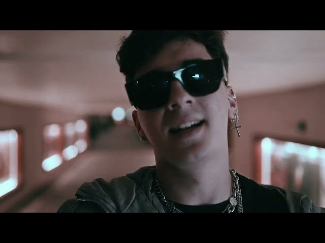 Video zu 'Catwalk' ansehen