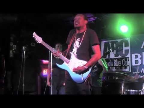 Eric Gales tribute to Carlos Santana~