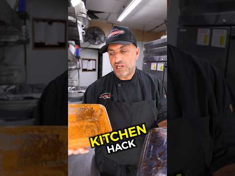 Kitchen Hack For Cleaning Stained Tupperware