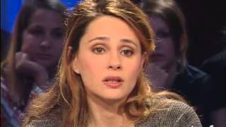 Anouk Grinberg dans Les petites couleurs