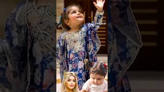 Download lagu Sheikha mahra daughter waves at her mom 👩 #sheikhamahra #trending #viral #baby #dubaiprincess mp3